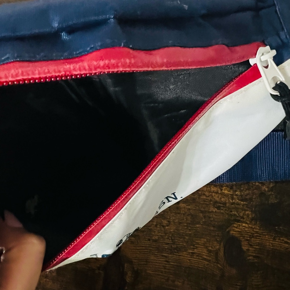 Vintage U.S. Polo Assn. Blue and White Belt Bag with Red Accent - Picture 9 of 9